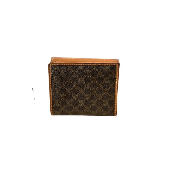 686. Celine McCadam Snap Wallet - Stylish and Functional!